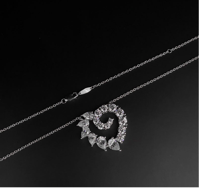 ELEGANT SILVER NECKLACE