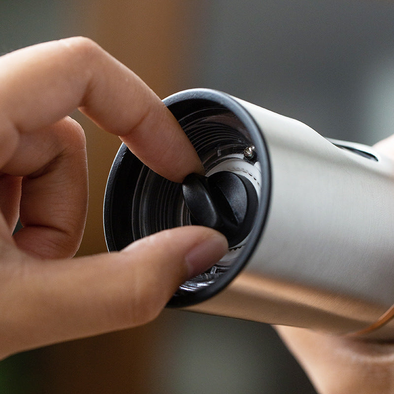 ELECTRIC SALT & PEPPER MILL