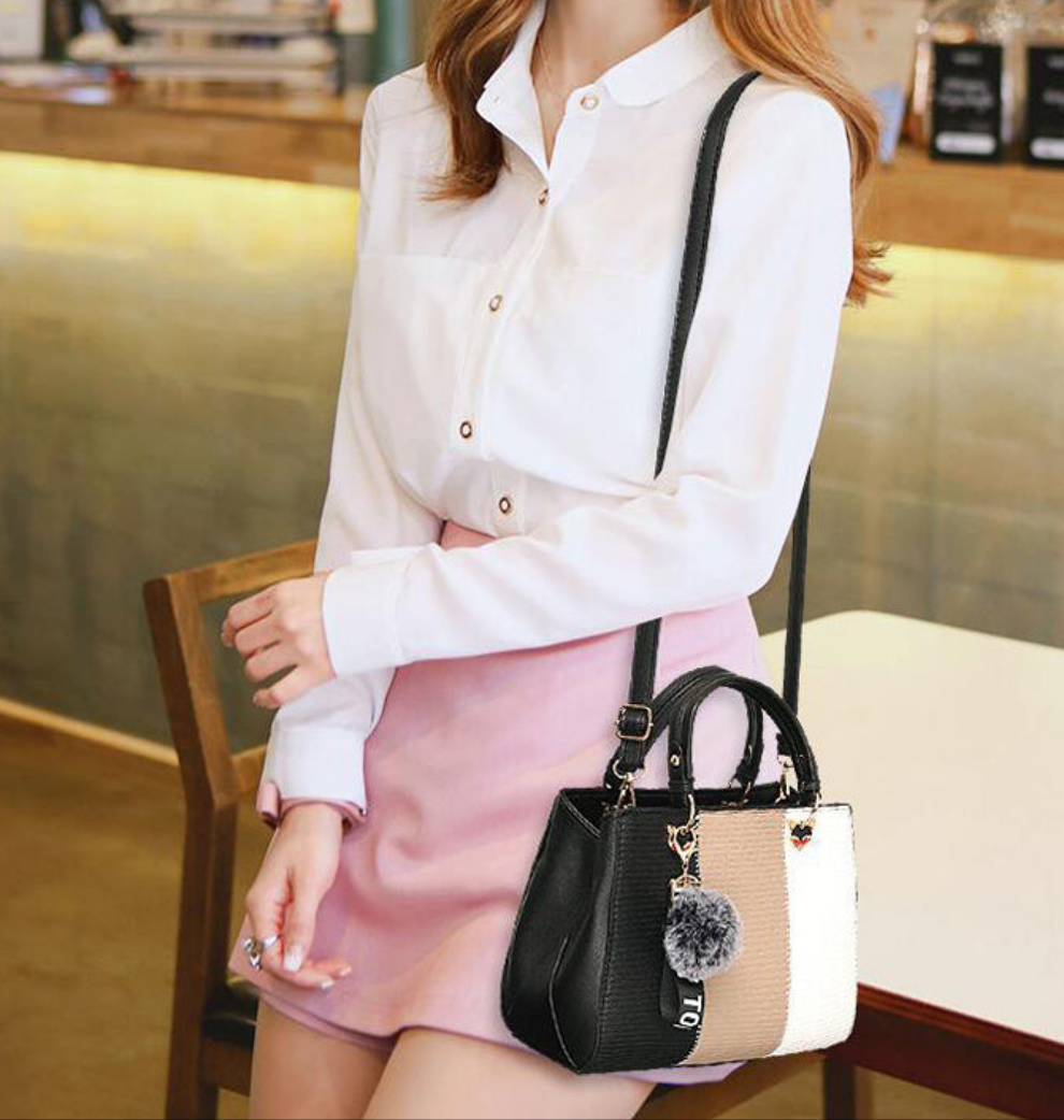 WOMEN’S PATCHWORK HANDBAG