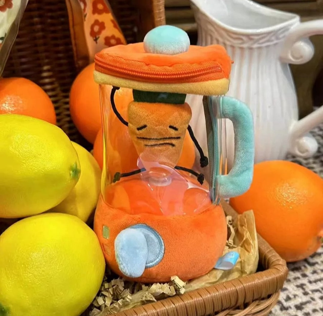CARROT JUICER DOLL