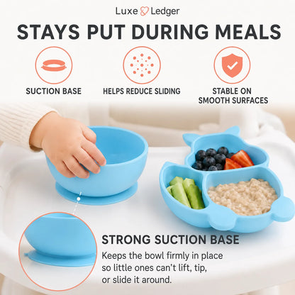 A light blue silicone suction-based baby bowl shown on a white tray, with a child's hand resting inside the bowl. The image includes marketing text and icons highlighting features like suction base, reduced sliding, and stability on smooth surfaces, plus a close-up inset of the suction base.